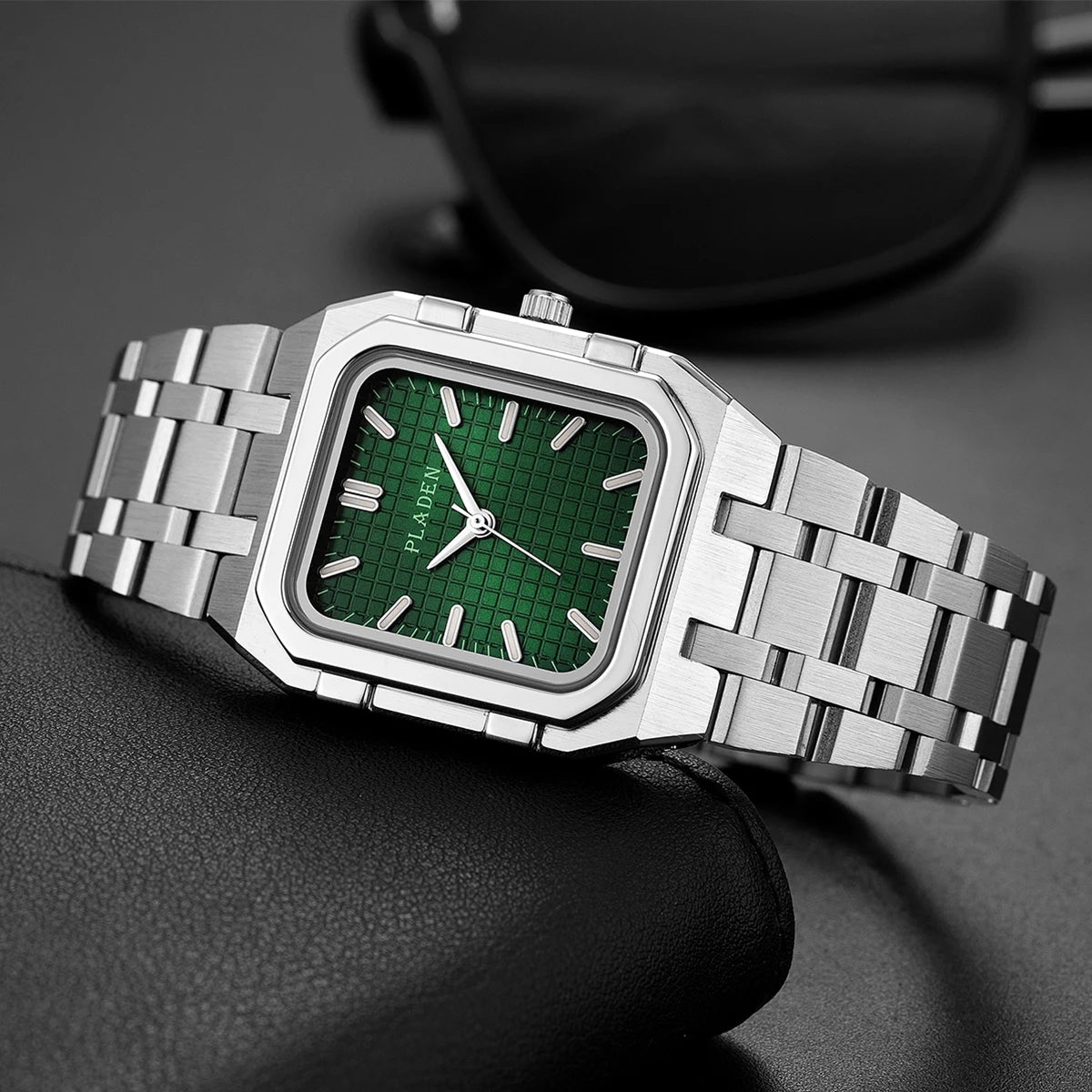 PLADEN - Executive Manhattan